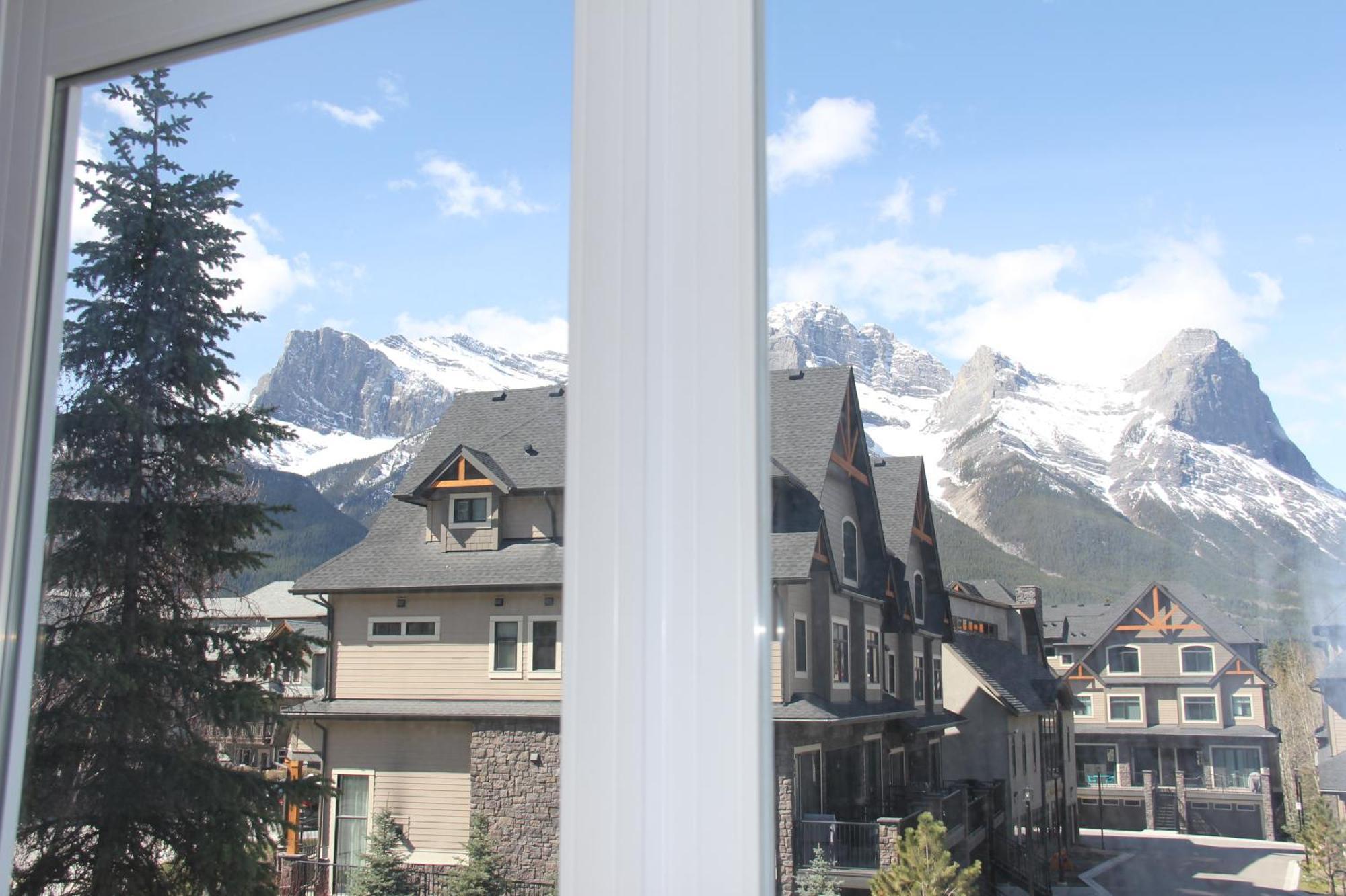 Windtower Lodge - Canmore Exterior foto